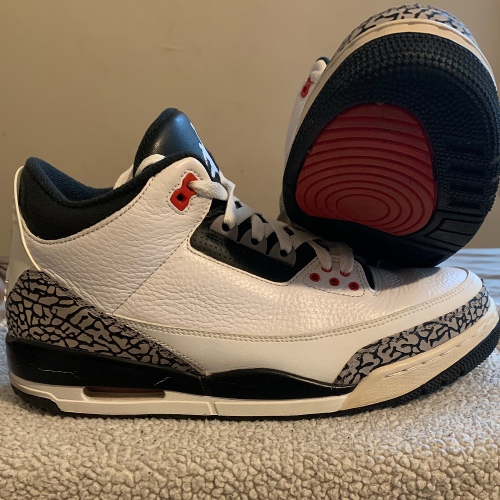 Authenticated Men’s Jordan 3 “Infrared” Size 10.5